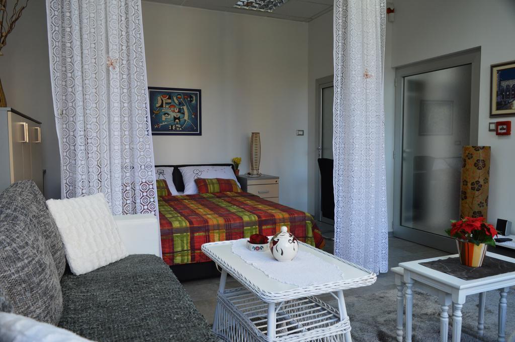 Studio Two Roses Apartment Split Exterior foto