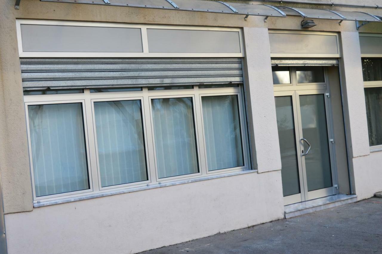 Studio Two Roses Apartment Split Exterior foto