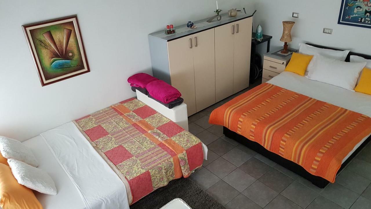 Studio Two Roses Apartment Split Exterior foto